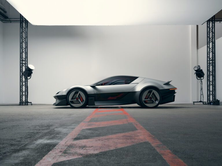 Alpine A310 Vision: conceptcar en design | Alpine Store Soestdijk