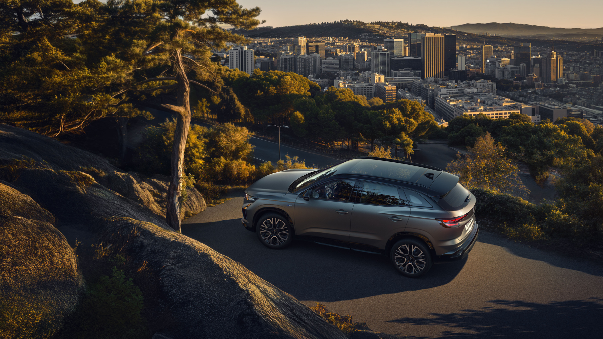 Renault Austral zijkant