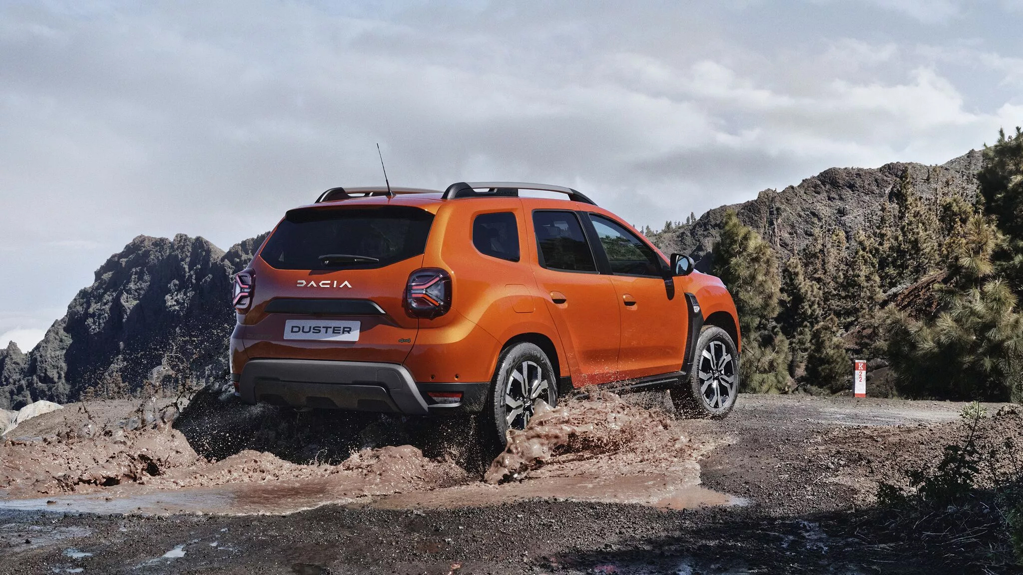 Dacia DUSTER oranje