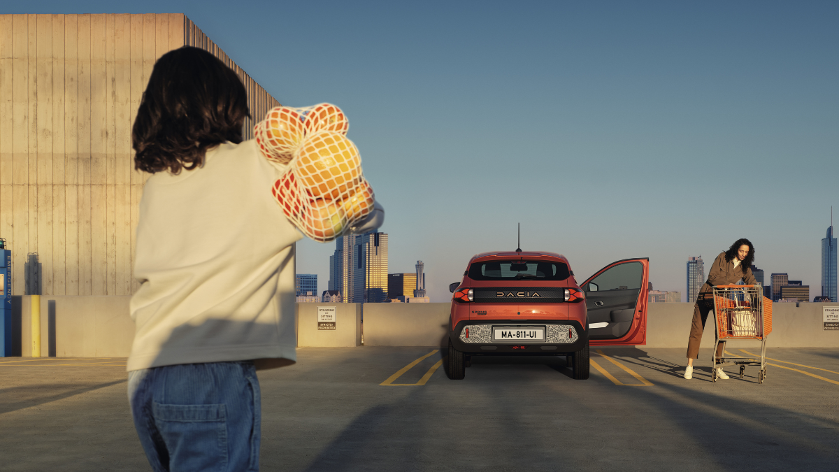 Dacia Spring 2025 achterkant