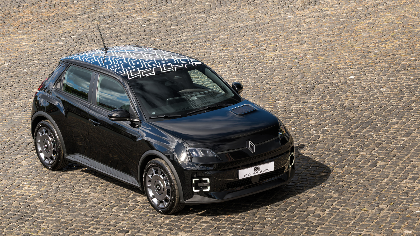 Renault 5 Night & Day Edition in het zwart